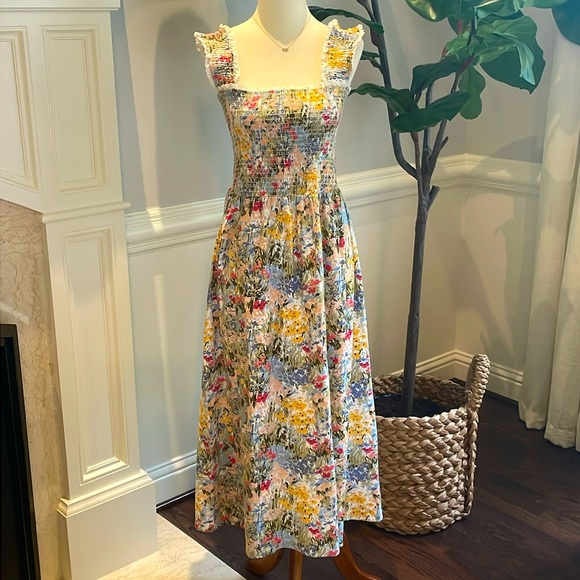 Reformation Dresses & Skirts - Reformation Villa Floral Smock Top Midi Dress